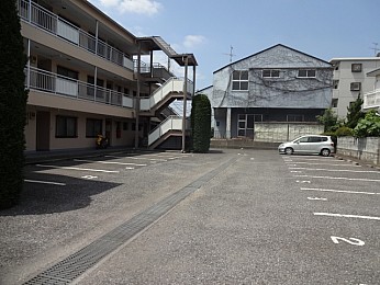 広々とした敷地内駐車場