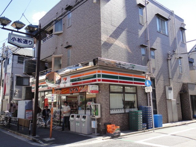 周辺環境、コンビニ徒歩1分