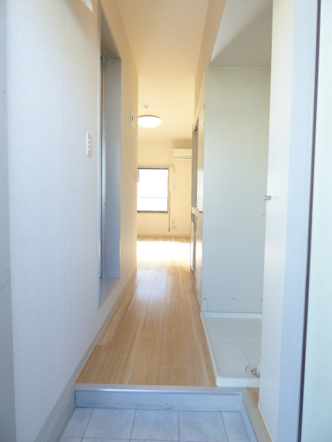 玄関より