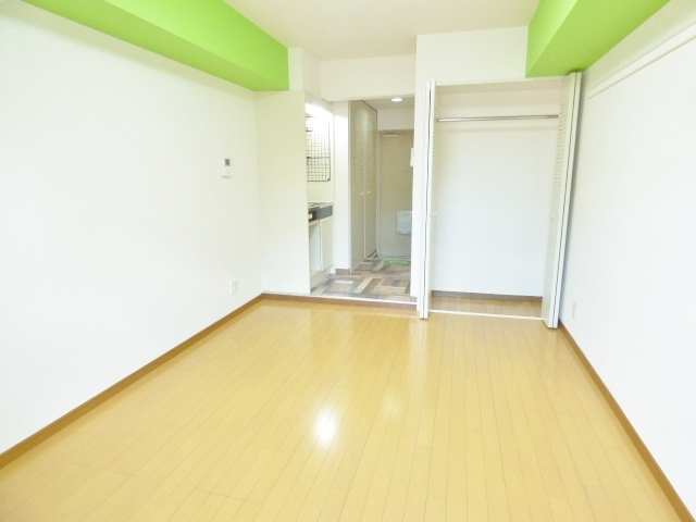 室内別アングルより