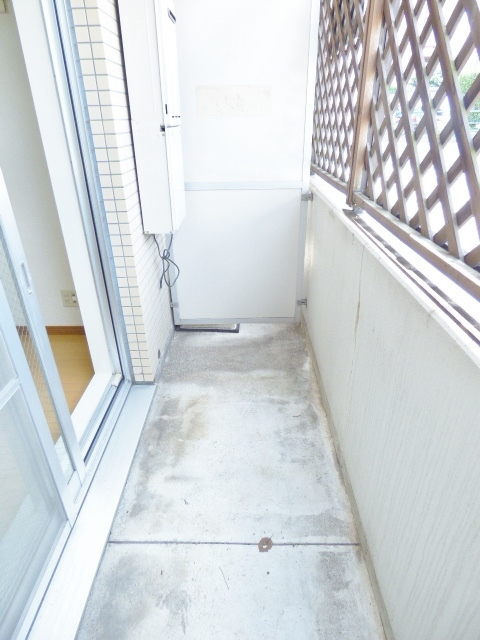 バルコニー半地下になってます