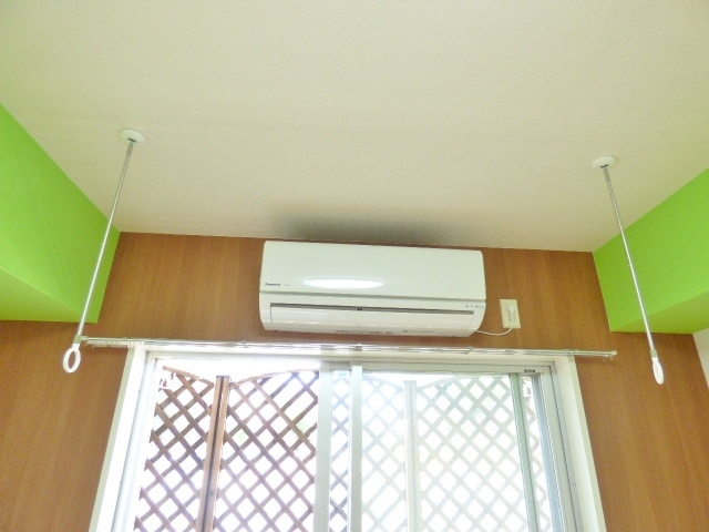 室内物干しポール設置しました