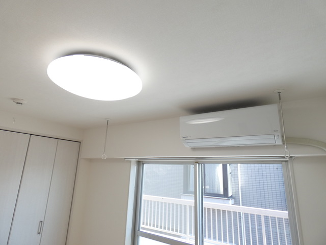 エアコン、室内物干しユニット