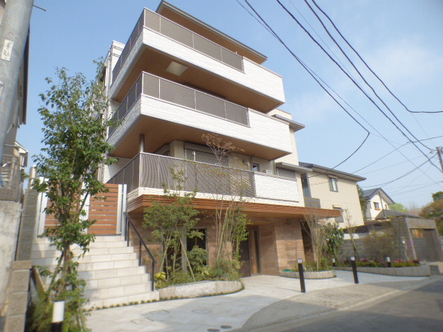 外観・人気の重量鉄骨造