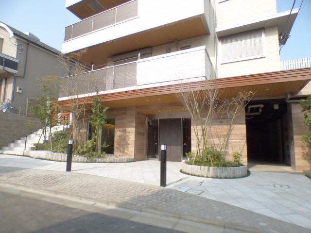 車寄せスペース