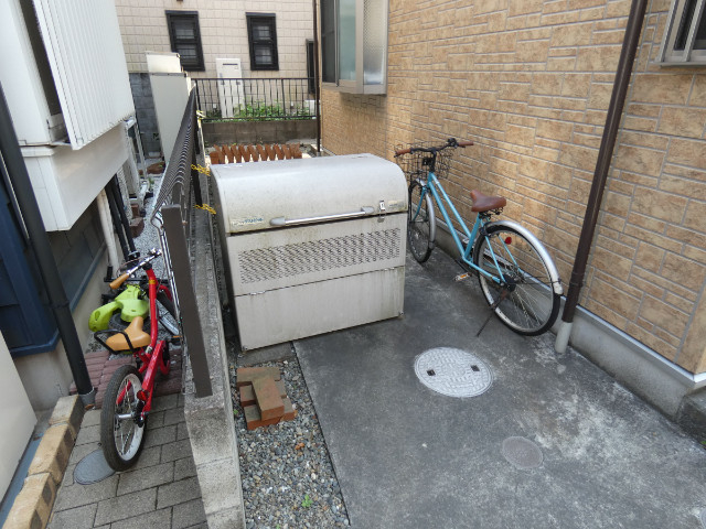 ゴミ置き場