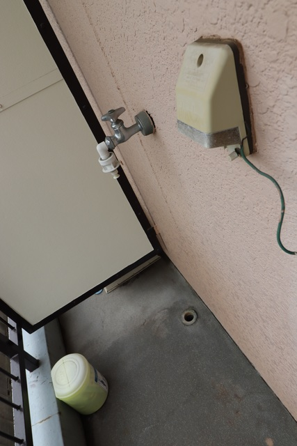 屋外洗濯機置場！