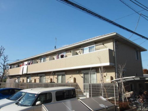 日当たりの良い立地にそびえるテラスハウス