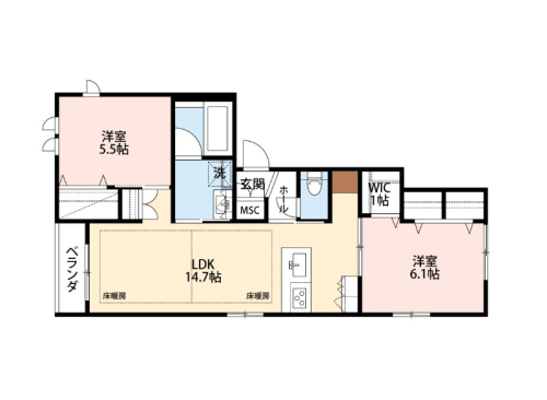 3階建の3階のお部屋。窓も多い