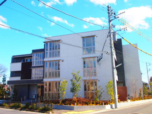 ハイグレードなマンション。おしゃれなつくり。