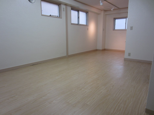 シンプルな間取なので使いやすいお部屋です