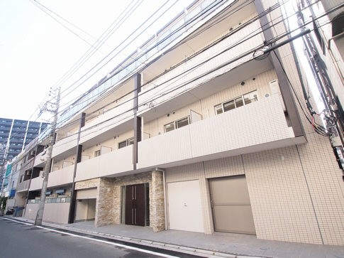 積和不動産のＭＡＳＴ物件です。とにかくアクセス重視の単身者にお薦めです。