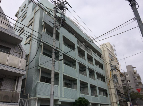 キャパシタス中野の外観