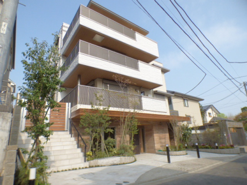 外観・人気の重量鉄骨造